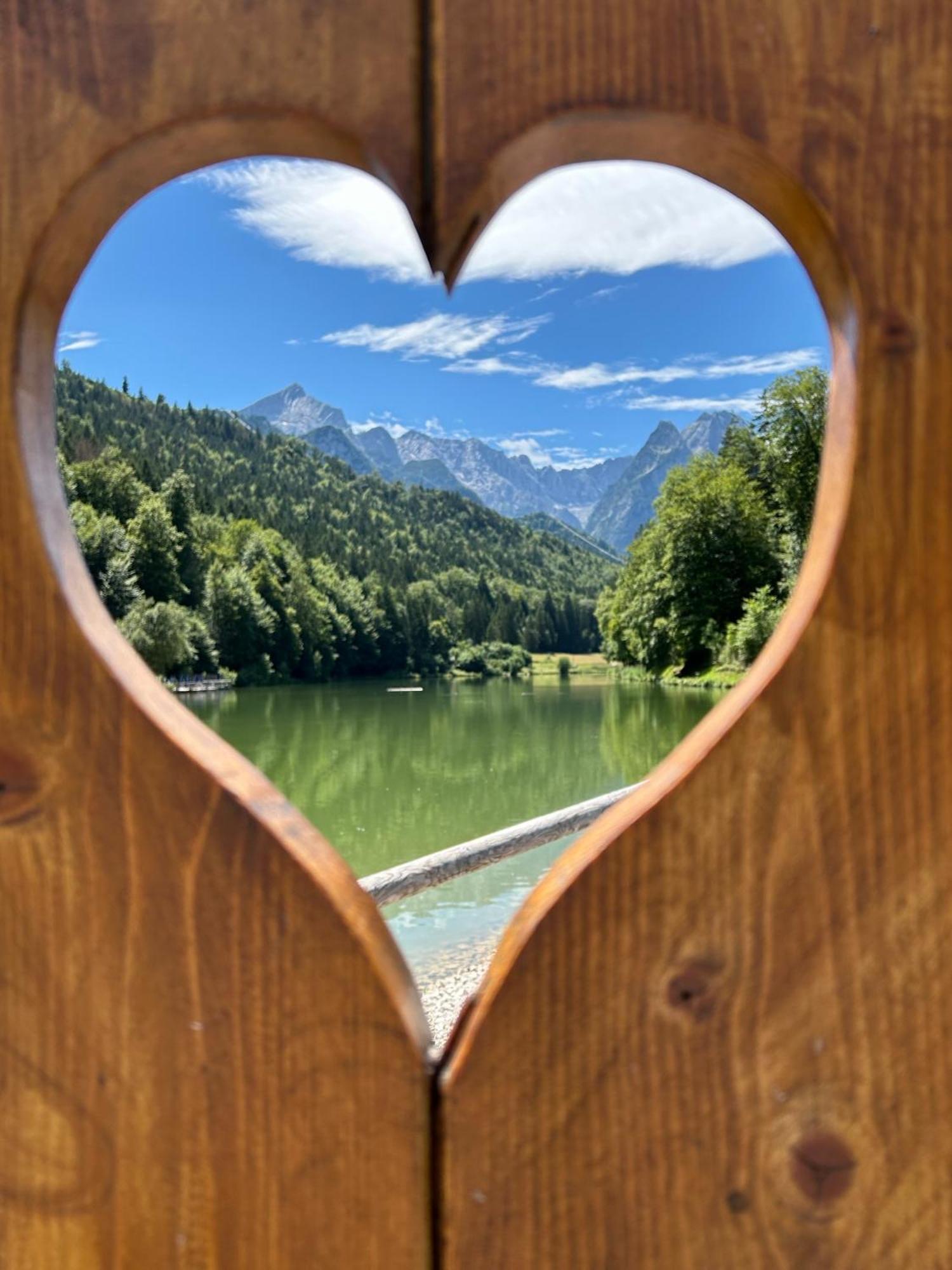 Regina Leilighet Garmisch-Partenkirchen Eksteriør bilde